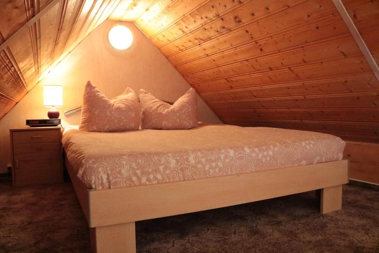Ferienwohnung Bock Im Seenland Хойерсверда Екстериор снимка
